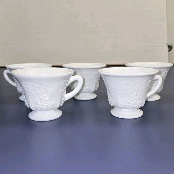 Indiana White Milk  Glass Tea Cups Set Of 4 Colony Harvest Grape Vtg W/O Saucer - Picture 1 of 4